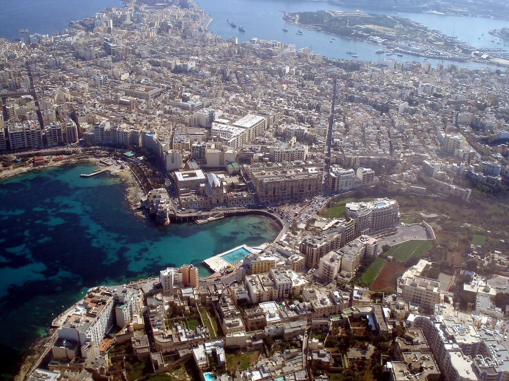 Strand Mansions Sliema Luaran gambar